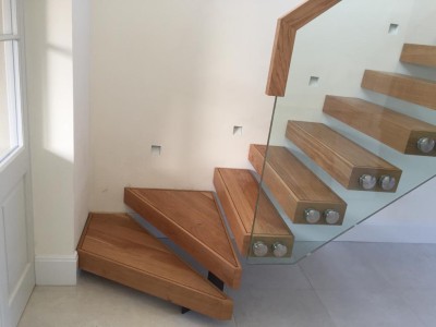 New build Bosham staircase - sazsd